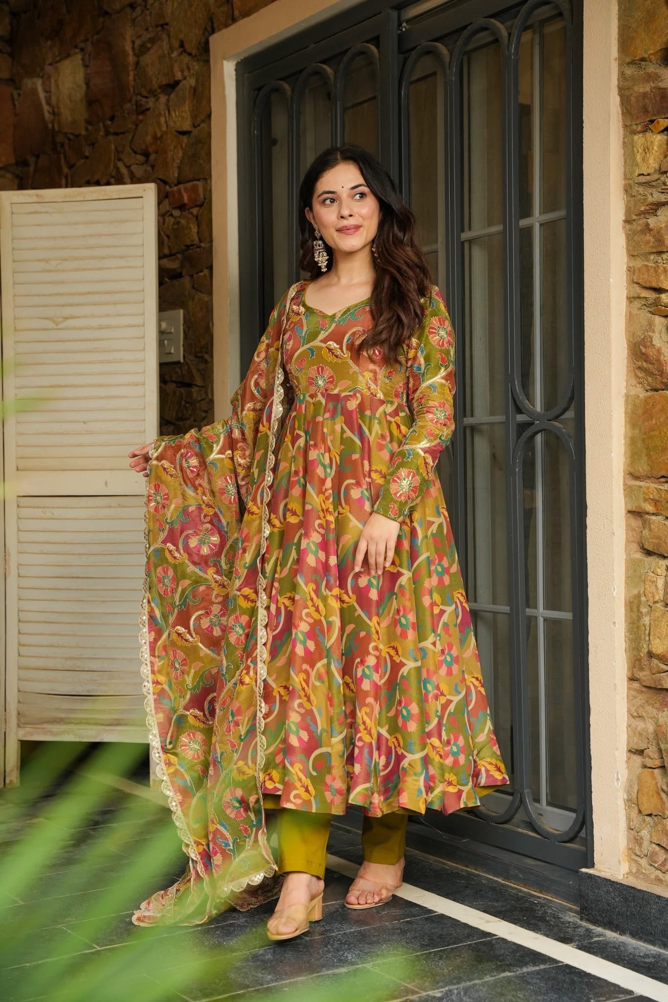Rang Baaghi Suit Set
