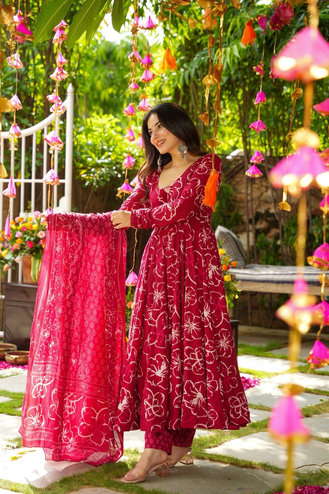 Gulchaand Cotton Suit Without Dupatta