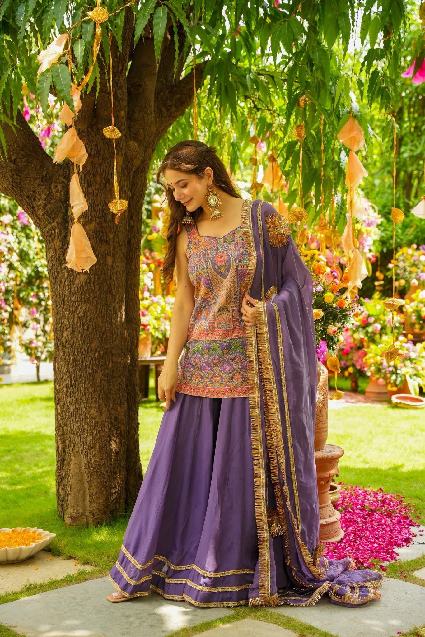 Amarvio Luxe Sharara Set