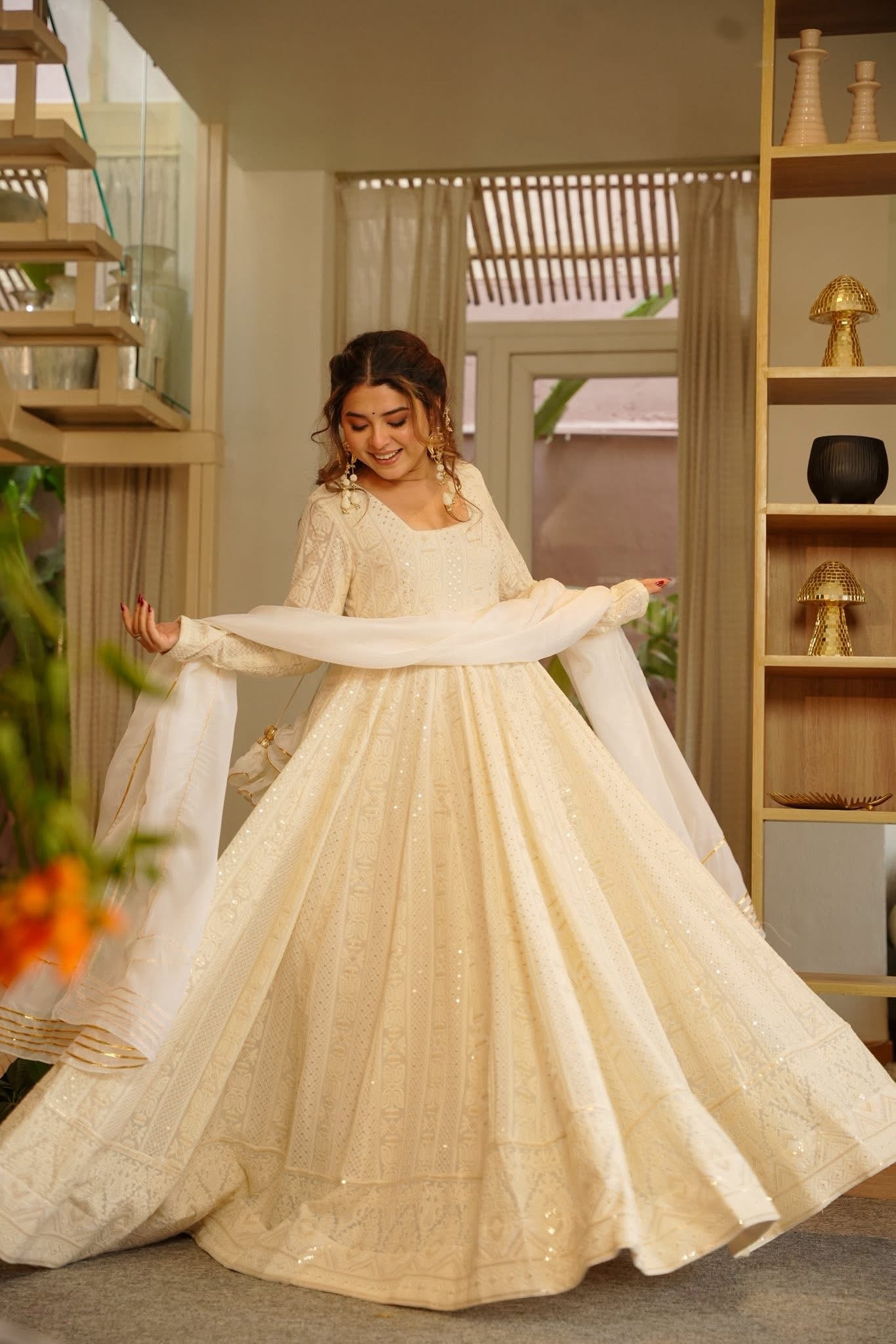 Padmakshi White Heavy Maxi Set