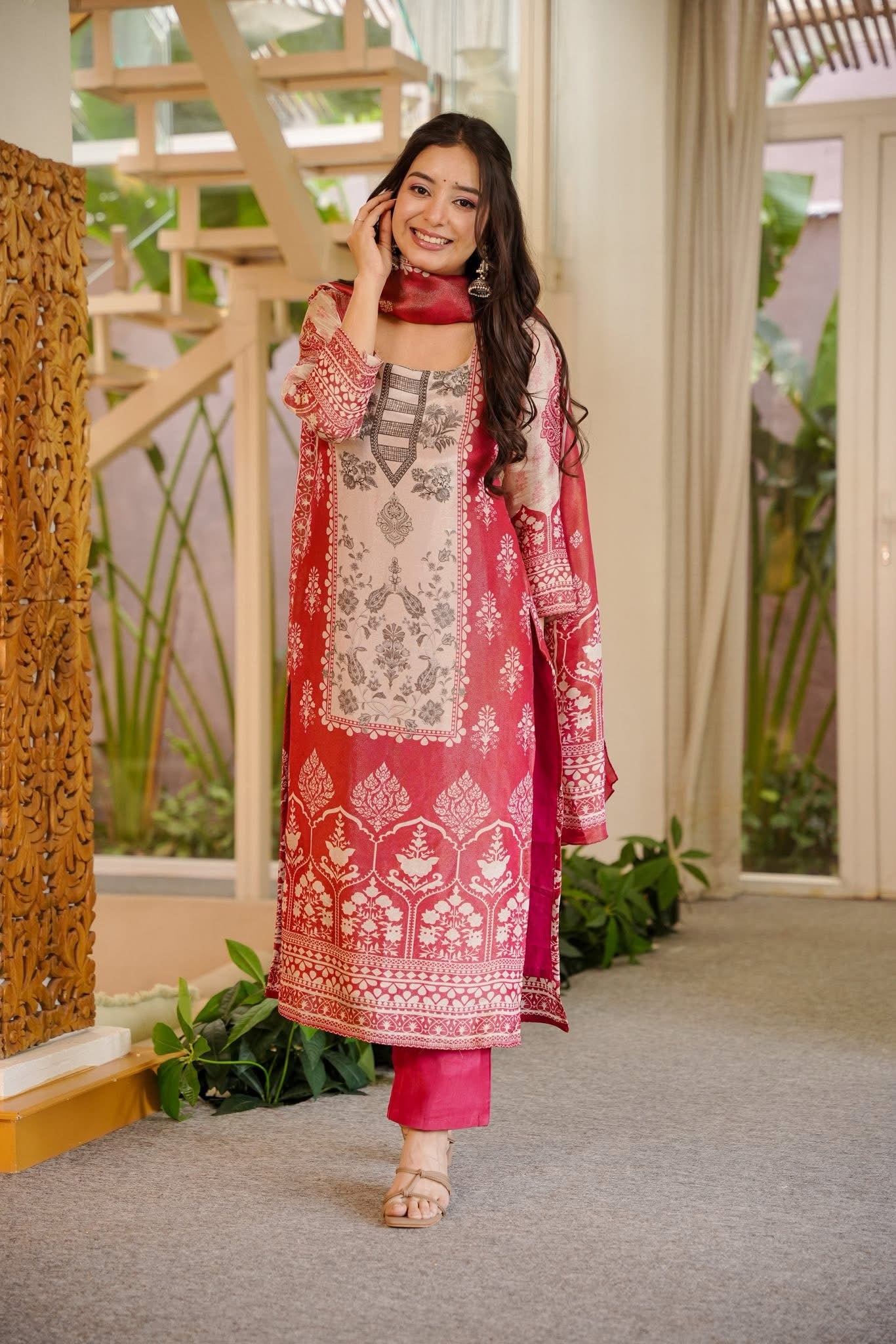 Aarini Printed Straight Kurta Set