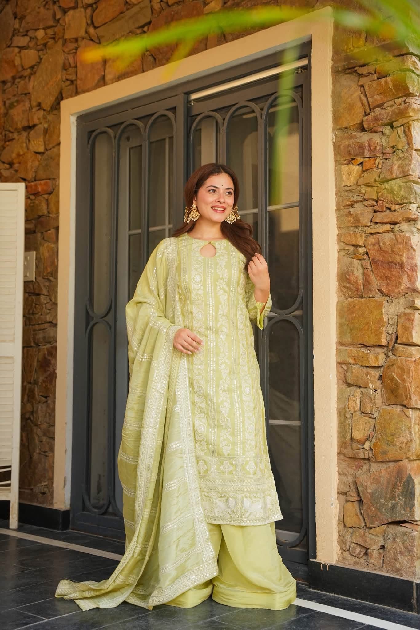 Saanvika Heavy Embroidered Kurta Set