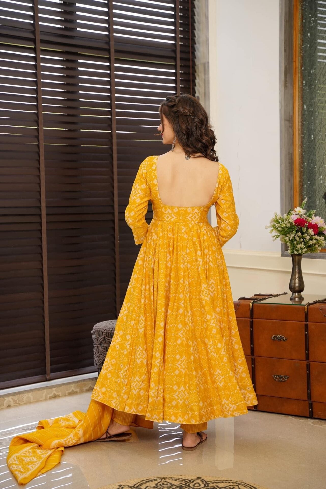 rutvi yellow suit set